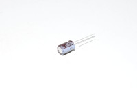 22µF 100VDC 105°C >1000h 40/105 Nichicon UPR2D3R3MPH1TA aluminium electrolytic capacitor, with 3,5/5mm leads *new*