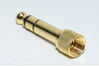 3,5mm stereojakki - 6,3mm stereoplugi adaptori, metallirunko, kullattu, isolla M8x0.75 kierteellä *uusi*