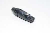 3pin 15A 50V naaras Amphenol AX3FB musta lukittava XLR signaaliliitin 3-8mm kaapeleille *uusi*