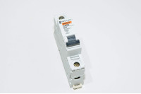 10A 1-Vaihe D-tyypin automaattisulake / johdonsuojakatkaisija Merlin Gerin multi9 C60N D10 230VAC / 400VAC
