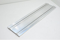 Alumiininen jäähdytyssiili 750x187x23mm with 2x T-uralla M8 ruuveille