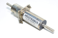 Arcotronics F.LL.DH.100A.025.I1 250/440VAC 50/60Hz 100A läpimenosuodin 2x M8 liitosruuveilla
