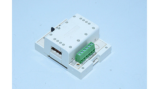 Comelit 1122/A DIN rail mountable relay 12/24VDC, SPDT 277VAC 10A
