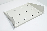 19" 3U 482x300x133mm white steel rack shelf with rounded holes and 4x 18x8mm slits