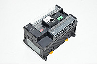 Omron CP1H-X40DT-D ohjelmoitava logistiikka ohjain *uusi*