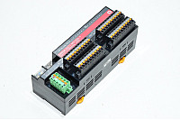 Omron DST1-MD16SL-1 Turva i/o terminaali *uusi*