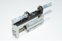 Festo SLS-16-30-P-A 170502 miniluistiyksikkö lineaarijohteella + 2x Mitutoyo 148-504 mikrometriruuvia iskun rajoitusta varten
