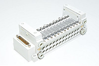 SMC VV5Q11-12FU0-Q F-kit D-sub top, 12x venttiiliasemapaikkaa, VQ1000 sarjan magneettiventtiiliryhmän runkoyksikkö