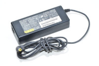 19VDC 3,16A 60W ulostulo, 100-240VAC 1,2-0,6A sisääntulo Fujitsu FMV-AC312 hakkurivirtalähde, 5,5x2,1-2,5mm DC plugi