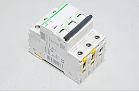 16A 3-phase C-type automatic fuse / miniature circuit breaker Schneider Electric iC60N Acti9 A9F04316 C16A 240VAC / 440VAC *new*