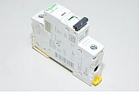 6A 1-vaihe C-tyypin automaattisulake / johdonsuojakatkaisija Schneider Electric iC60N Acti9 A9F74125 C6A 230VAC / 400VAC