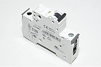 25A 1-vaihe C-tyypin automaattisulake / johdonsuojakatkaisija Siemens 5SY61 C25 230VAC / 400VAC, musta vipu