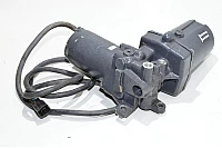 OMC Cobra hydraulinen kallistustrimmipumppu 2,3L 3,0L 4,3L V6 5,0L 5,7L V8