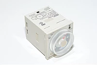 11-pin Sub-Magnal B11A circula base Omron H3CR-A solid-state timer relay 24VAC/VDC, DPDT 5A 250V contacts