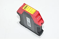 Tapeswitch PRSU/4 920022 24V AC/DC safety relay 24VAC / 24VDC 240V 5A 3x NO 1X NC