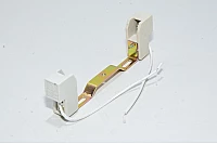 R7S 118mm ceramic halogen lamp holder with 2x 13,5x4,3mm holes and 1x M4x0.7 threaded hole