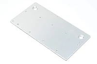 Alumiininen kytkinpaneeli 117x225x4mm jossa 2x upotettua 10mm ja 12x M5 reiät