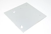 Alumiininen kytkinpaneeli 190x179x5mm jossa 2x upotettua 9mm ja 3x M5 reiät