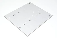 Alumiininen kytkinpaneeli 200x175x5mm jossa 13x 4,5mm, 3x M4 ja 4x M3 reiät