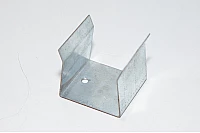 Teräsklipsi 48x45x43x1mm 40-45mm objektille 2x 4,3mm reijillä