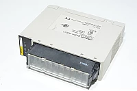 Omron Sysmac C200H-OD217 ulostuloyksikkö jossa 12x syöttävää transistorilähtöä 5-24VDC 0,3A