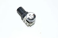 SMC AR1000-M5 + G27-10-R1 compressed air regulator unit with pressure meter