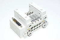 SMC VV5Q11-04FU0-Q F-kit D-sub top, 4x venttiiliasemapaikkaa, VQ1000 sarjan magneettiventtiiliryhmän runkoyksikkö