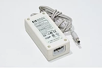 16VDC 1,3A 20W ulostulo, 100-240VAC 1A sisääntulo HP C4361-61210 hakkurivirtalähde, 5,5x2,1mm DC plugi