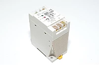 Omron S82K-01505 SMPS virtalähde yksikkö, sisään 100-240VAC ulos 5VDC 2.5A 15W *uusi*