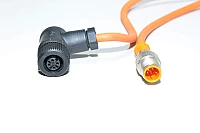 Anturikaapeli IFM E70032 jossa valettu muovinen suora A-koodattu suojaamaton 4-pin uros M12 + Binder 713-sarja 99-0430-00-04 4pin naaras M12 anturiliittimet
