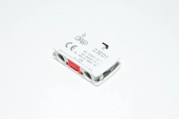 Baco 22mm halkaisijaltaan olevan Auxibloc Plus sarjan 23E01 kosketinelementti, 1x NC kärjet (normaalisti kiinni)