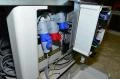 Sankyo Sklam SR8447 ja SR8837 Scara tyyppiset robotit + 2x SC3000 + teräs pöytä + Siemens Simatic PC + Tarra aplikaattori