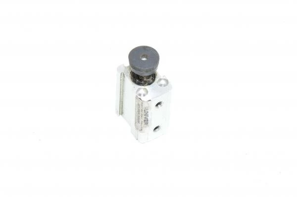 Univer nr 37 W1000120005 double acting short stroke cylinder + pad 2
