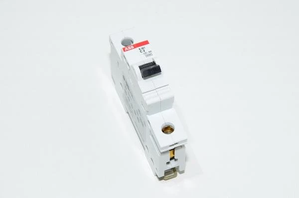 2A 1-vaihe C-tyypin automaattisulake / johdonsuojakatkaisija ABB S261 C2 230VAC / 400VAC