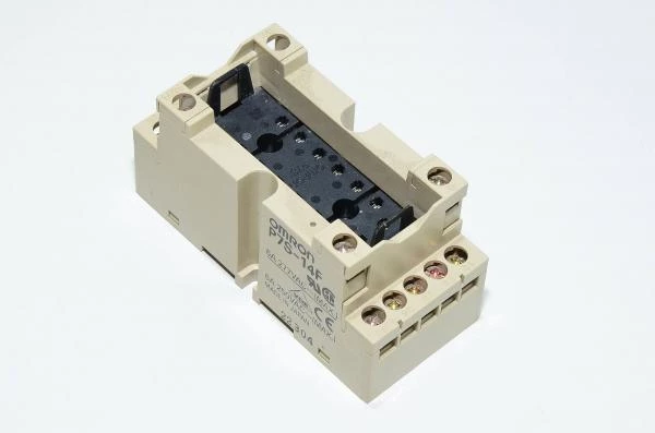 Omron P7S-14F relekanta DIN kisko asennettava MY sarjan releille
