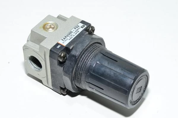 SMC EAR2000-F02 compressed air regulator unit