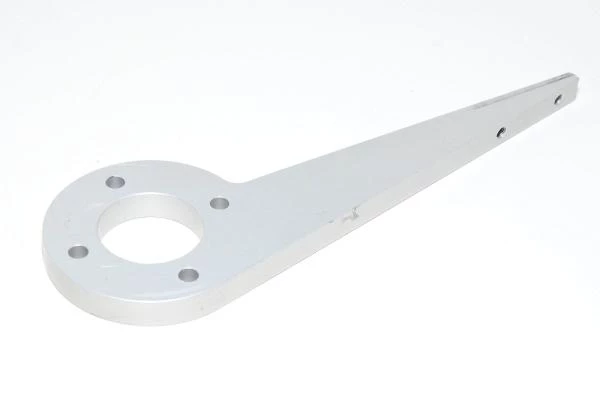 Alumiininen kääntövarsi kääntöpöydälle, konaispituus 200mm, 2x M5 ja 4x 6mm kiinnitysreiät