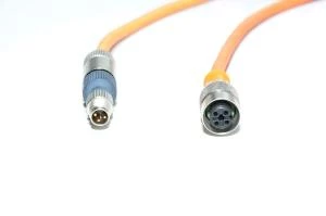 Anturikaapeli IFM E10303 jossa valettu muovinen suora A-koodattu suojaamaton 4-pin naaras M12 + Harting Harax M8-S 21 01 130 4061 3pin uros M8 anturiliittimet