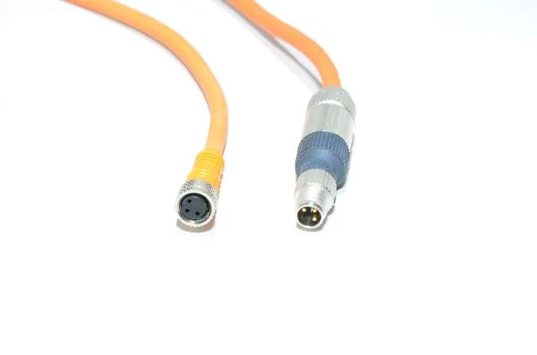 Anturikaapeli IFM E10354 jossa valettu muovinen suora suojaamaton 3-pin naaras M8 + Harting Harax M8-S 21 01 130 4061 3pin uros M8 anturiliittimet