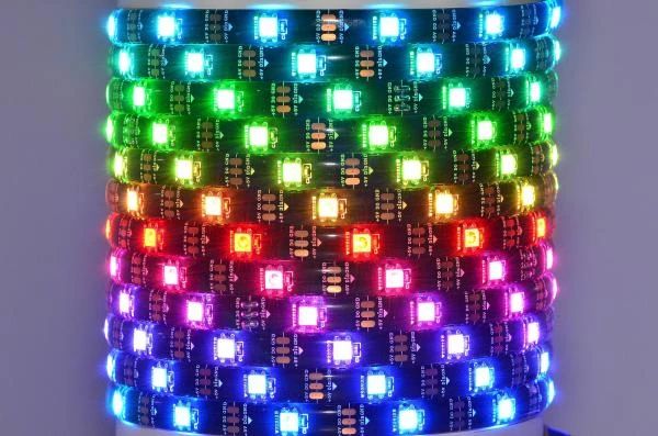 Worldsemi HC-F5V-30L-30LED-B-IP65 WS2812B 5VDC 45W 30LED/m IP65 joustava digitaalinen LED-nauha, 5m kela *uusi*