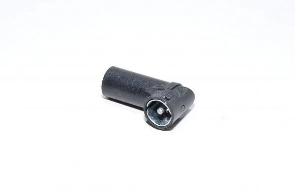 Autoradion antenniadaptori motorola antenna DIN naaraasta -> Bosch tyypin ISO urokseen, malli 1