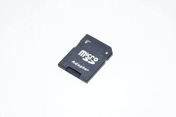 Micro SD/SDHC/SDXC - SD/SDHC/SDXC muistikorttiadaptori