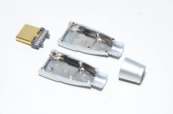 HDMI A male connector with metal chassi for 10mm cable, model 1 *new*