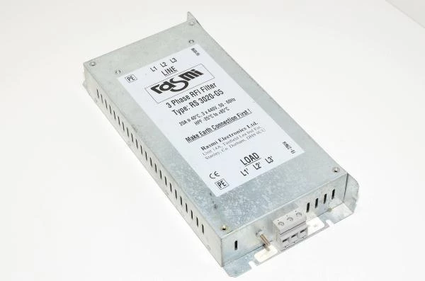 Rasmi RS 3020-G5 3-vaiheinen RFI / EMI suodin 20A 3x440Vac