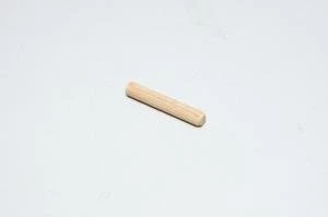 6x30mm rihlattu puutulppa