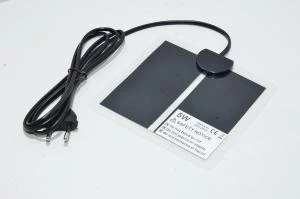 5W 10kΩ 230V 30-35°C lämpömatto 140x150mm, Europlugi CEE 7/16, 1.5m kaapeli *uusi*