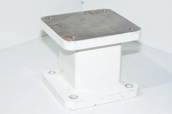Steel stand height 221mm 232x242x28mm ends 4x M16 + 4x 17mm