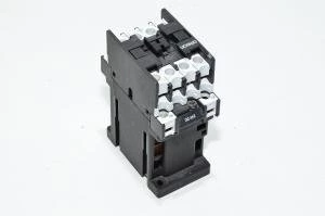 Omron J7K-BMA-10-D24V 20A / 690VAC, 24VDC, 3x NO + 1x NO contactor *no cover plate*