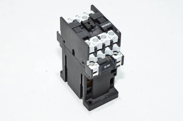 Omron J7K-BMA-10-D24V 20A / 690VAC, 24VDC, 3x NO + 1x NO contactor *no cover plate*