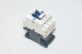 Schneider Electric Telemecanique TeSys CAD50P7 10A / 690VAC 230VAC 5x NO ohjaus kontaktori